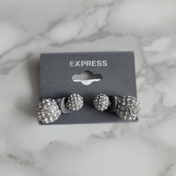 2/$15 NEW EXPRESS Rhinestone Post Earrings - Picture 4 of 5